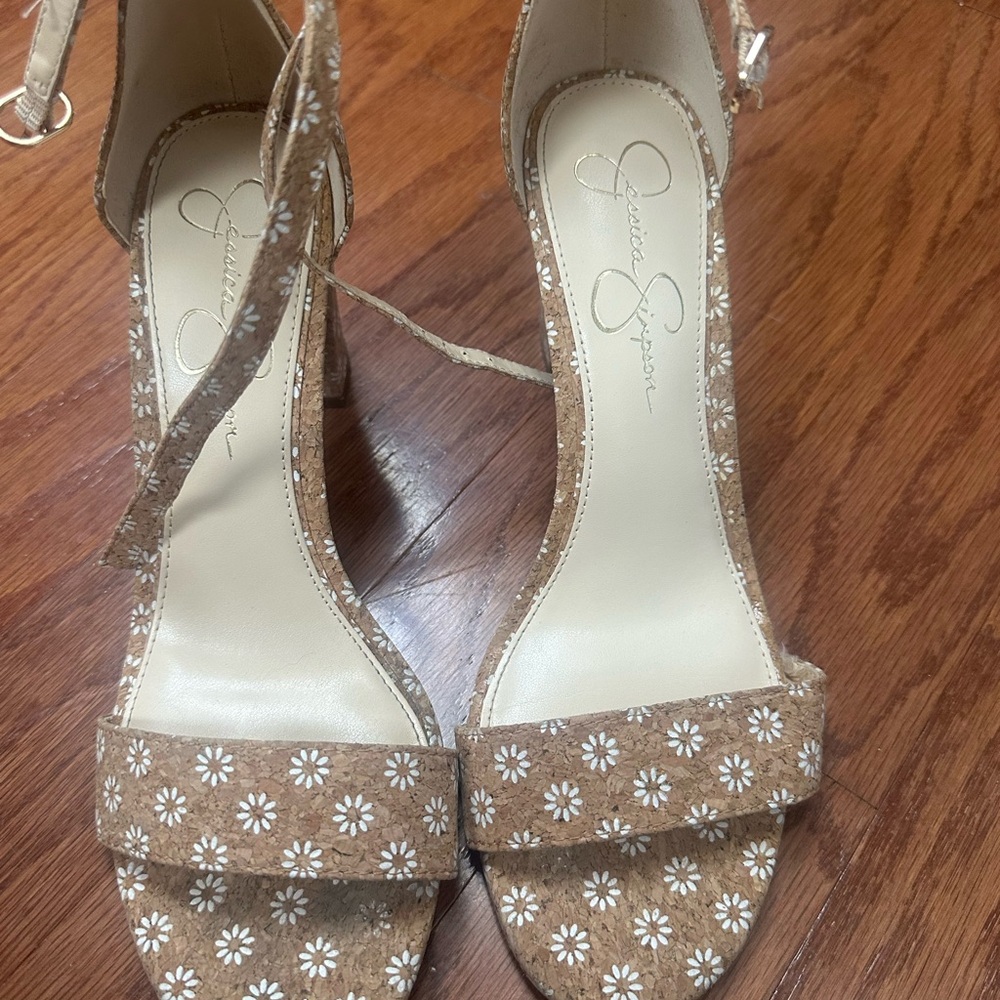 Jessica Simpson Brown Floral Heels